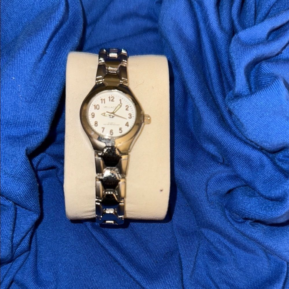 Vellaccio Silver Watch with White Dial